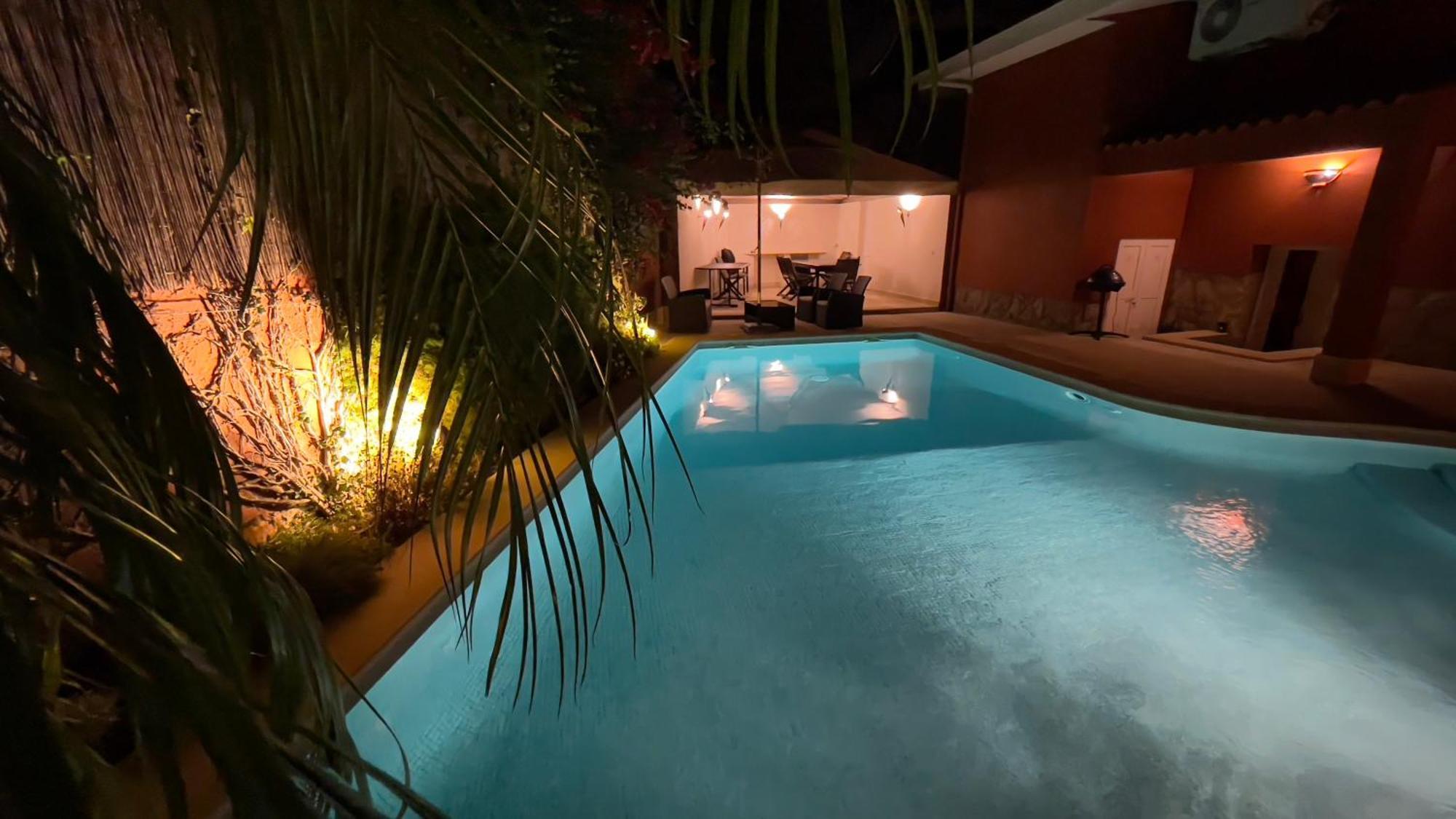 Studio With Private Swimming Pool And Garden Cascais Luaran gambar